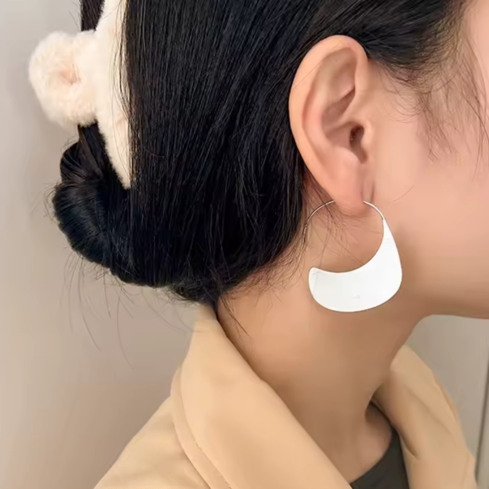 Silver Thick Vintage Style C Shaped Hoop Earrings Brand New